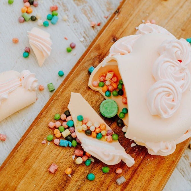 Easter eggs - Sugar eggs - TMF Cake Designs