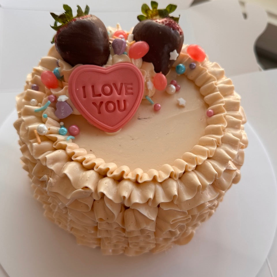 Valentine's Mini Round Cake for 2