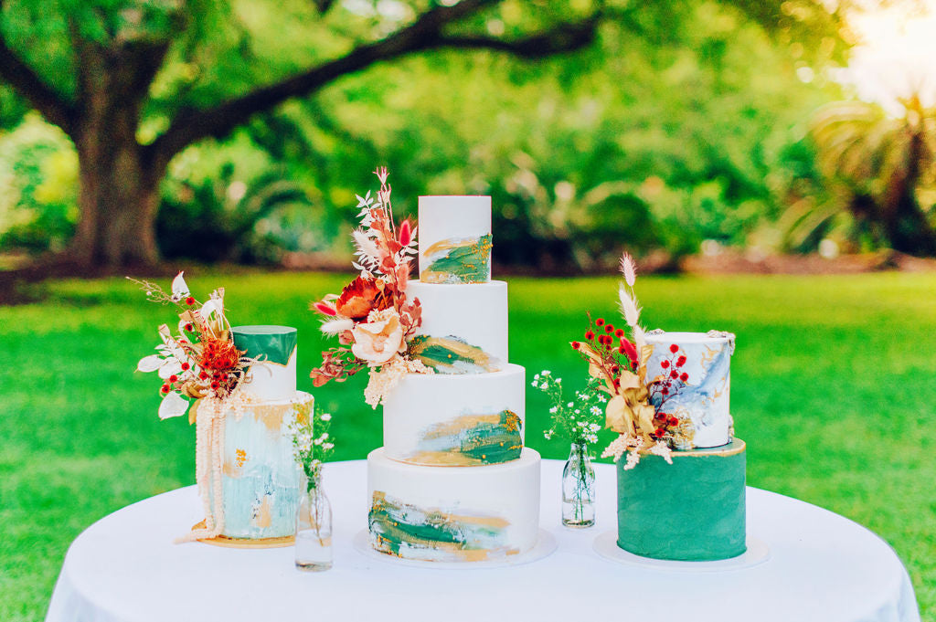 Custom Cakes, Wedding Cakes 